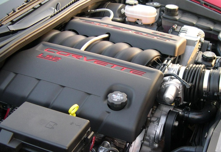 The L33 is a 5.3L Gen. 3 small block engine with flat-top pistons for more compression and an unusual camshaft. It was also known as the Vortec 5300 H.O. It was used on almost every member of the GM family. Its heads are similar to the LS2 and LS6 engines, but it's not the same as the GM LS engines.
