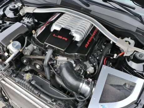 An LS1 engine for sale is a great option for anyone looking to upgrade their existing car's engine. This type of small block engine has many similarities to other popular small blocks, such as the pushrod design and two valves per cylinder. As a result, it is often thought of as a simple plug-and-play replacement for many other small blocks.